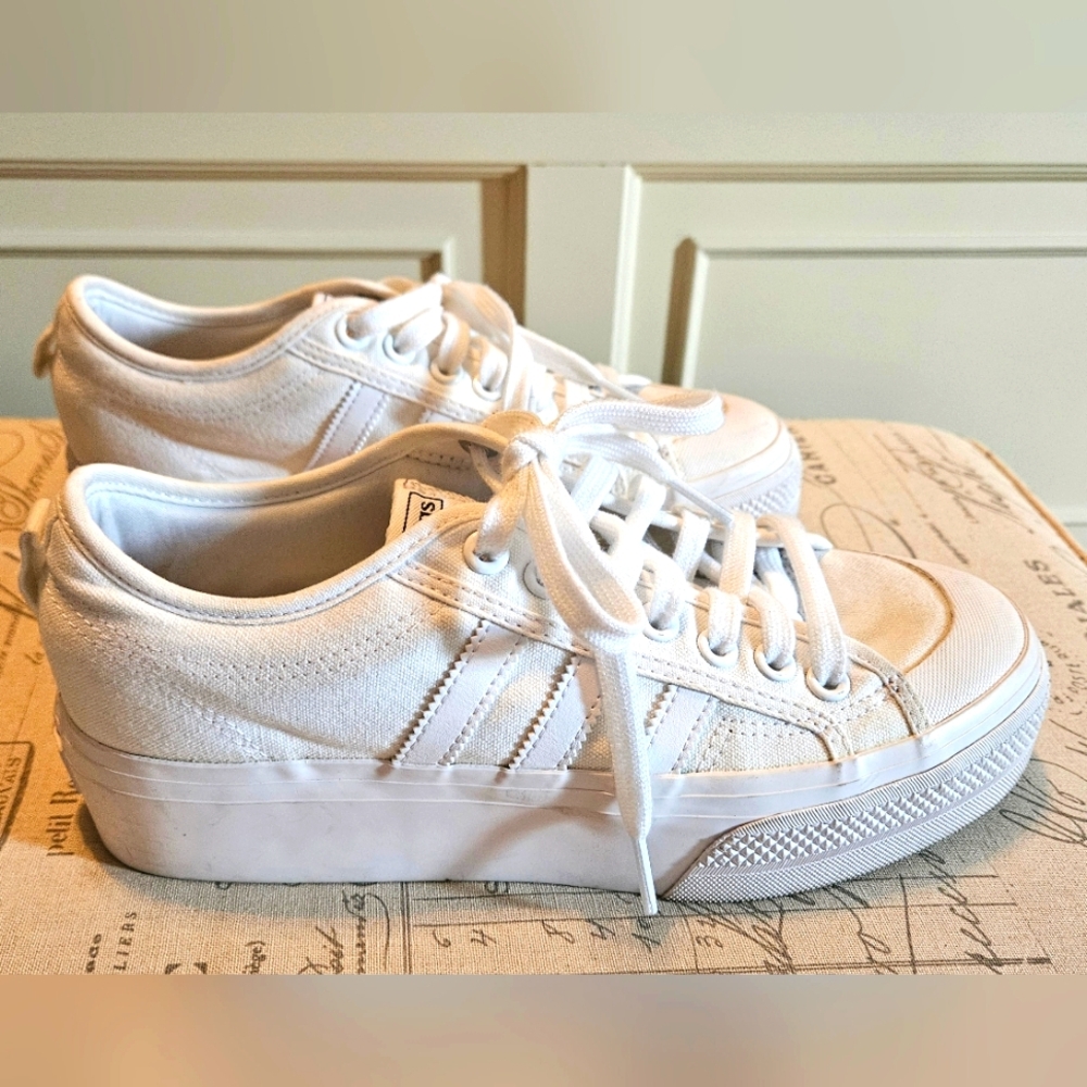 Adidas Womens Nizza Platform Sneaker